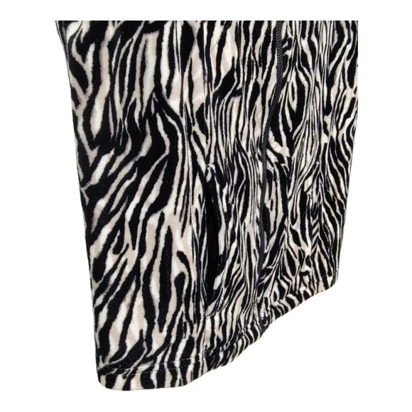 Weekends by Chico's Sleeveless Zebra Print Zippered Vest Blouse Size 1 Sm - Picture 6 of 7